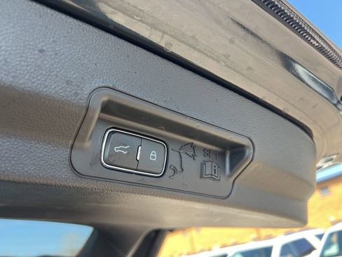 Certified 2023 Ford Explorer XLT w/ Equipment Group 202A AWD/4WD image 22