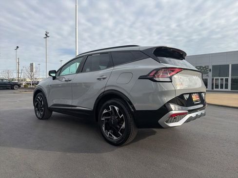 Used 2025 Kia Sportage SX image 5