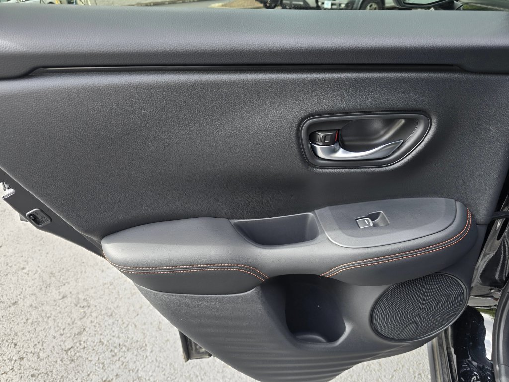Certified 2025 Honda HR-V Sport image 8