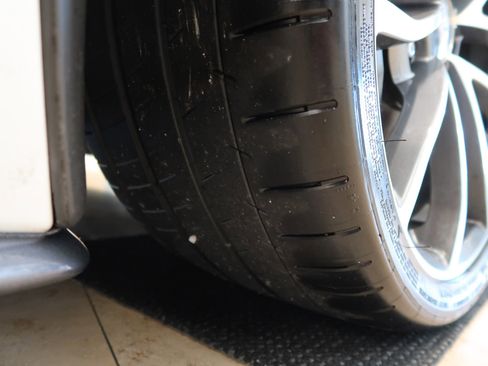 Used 2013 Chevrolet Corvette 427 w/ 1SC Preferred Equipment Group image 9