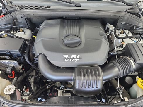 Used 2014 Jeep Grand Cherokee Overland AWD/4WD image 31