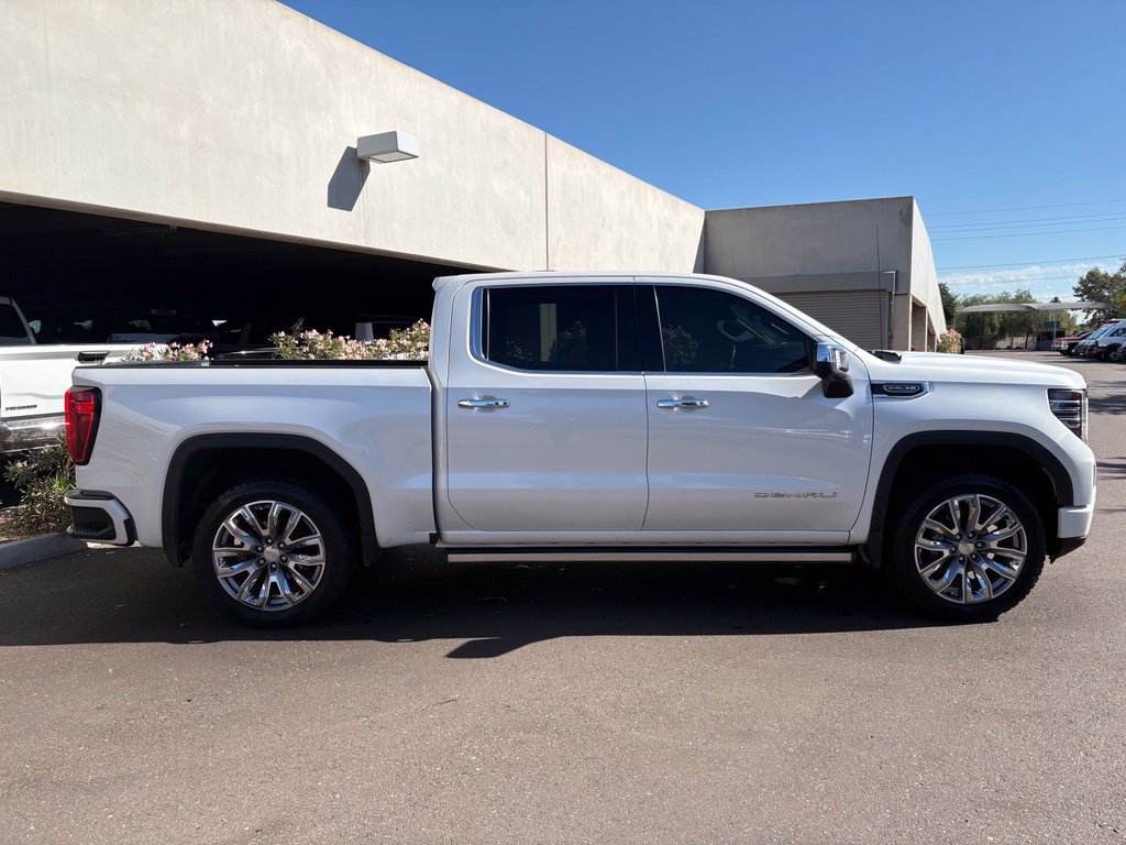 Used 2022 GMC Sierra 1500 Denali w/ Denali Reserve Package RWD image 5