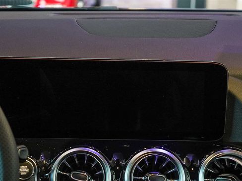 New 2026 Mercedes-Benz GLA 35 AMG 4MATIC image 15