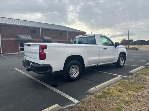 Used 2021 Chevrolet Silverado 1500 W/T w/ Trailering Package image 5