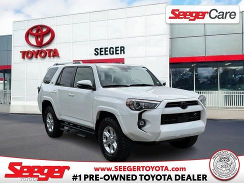 Used 2023 Toyota 4Runner SR5 Premium w/ Moonroof Package AWD/4WD image 1