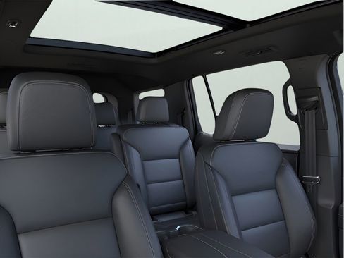 New 2026 Chevrolet Traverse LT w/ Enhanced Driving Package FWD image 24