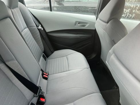 Used 2023 Toyota Corolla SE image 8