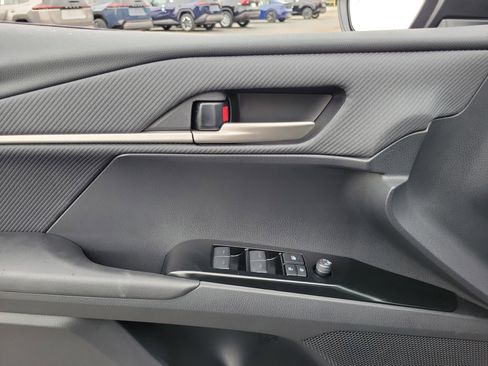 New 2026 Toyota Camry SE FWD image 17