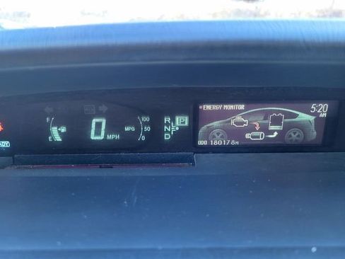 Used 2012 Toyota Prius Five w/ Advanced Technology Pkg image 13