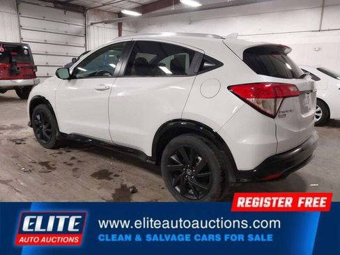 Used 2021 Honda HR-V Sport image 6