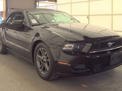 Used 2014 Ford Mustang Premium RWD image 1