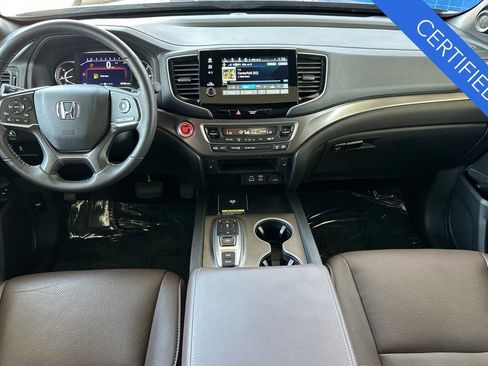 Certified 2025 Honda Passport EX-L image 15