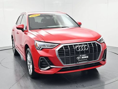 Used 2024 Audi Q3 2.0T Premium AWD/4WD image 2