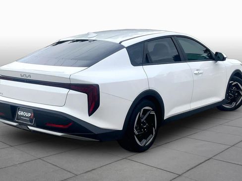 Used 2025 Kia K4 EX FWD image 12