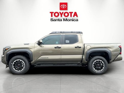 New 2026 Toyota Tacoma TRD Off-Road image 8