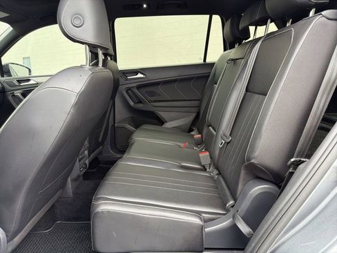 Certified 2024 Volkswagen Tiguan SE R-Line FWD image 13