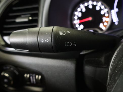 Used 2020 Jeep Renegade Altitude AWD/4WD image 27