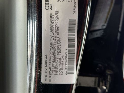 Used 2023 Audi RS e-tron GT w/ Carbon Performance Package image 21