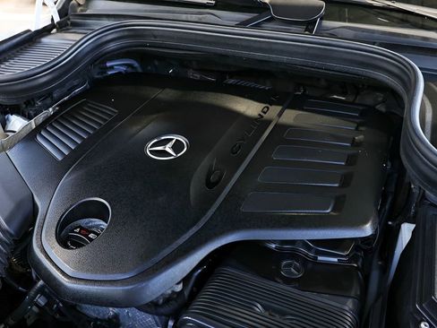 Used 2022 Mercedes-Benz GLS 450 4MATIC image 78