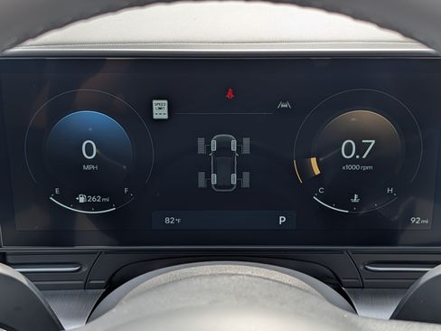 New 2027 Hyundai Kona Limited AWD/4WD image 13