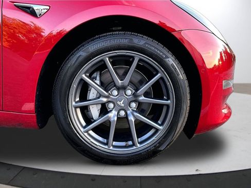 Used 2019 Tesla Model 3 Standard Range Plus RWD image 33