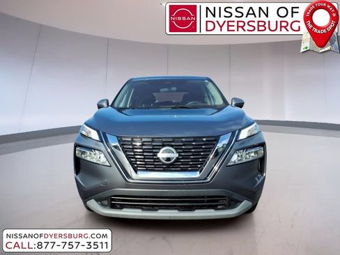 Used 2023 Nissan Rogue SV FWD image 8
