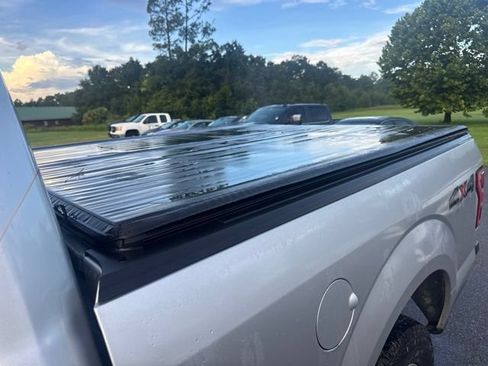 Used 2019 Ford F150 XLT w/ Trailer Tow Package AWD/4WD image 9