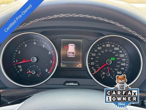 Certified 2021 Volkswagen Tiguan SE R-Line image 20