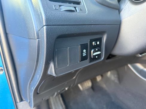 Used 2010 Toyota Corolla S image 9