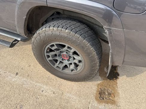 Used 2021 Toyota 4Runner TRD Pro AWD/4WD image 12