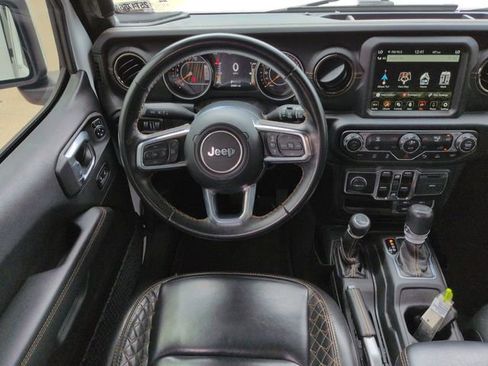 Used 2022 Jeep Wrangler Unlimited Sahara image 18
