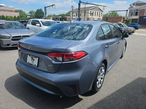 Used 2021 Toyota Corolla LE FWD image 6