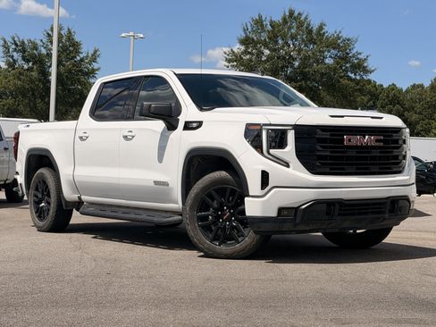 Used 2025 GMC Sierra 1500 Elevation AWD/4WD image 2