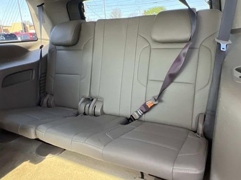 Used 2018 Chevrolet Tahoe Premier AWD/4WD image 15