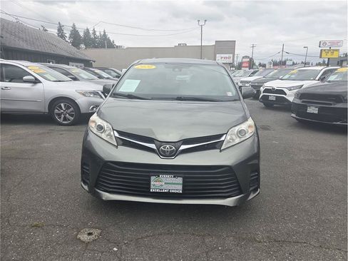 Used 2020 Toyota Sienna LE FWD image 5