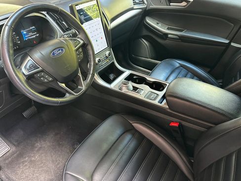 Used 2024 Ford Edge SEL AWD/4WD image 11