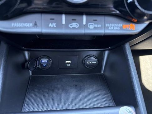 Used 2023 Hyundai Kona SEL w/ Winter Weather Package image 24