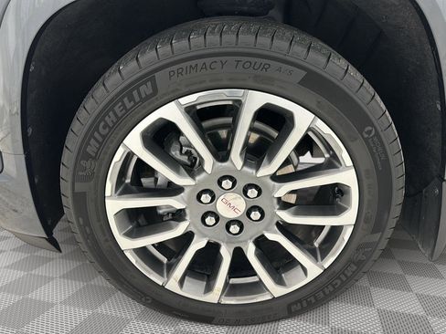 Used 2021 GMC Acadia Denali w/ Denali Ultimate Package AWD/4WD image 35
