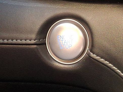 Certified 2023 Hyundai Santa Fe SEL w/ Premium Package image 24