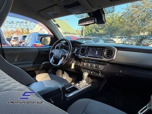 Used 2021 Toyota Tacoma SR5 image 9
