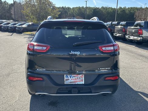 Used 2014 Jeep Cherokee Limited w/ Luxury Group image 6