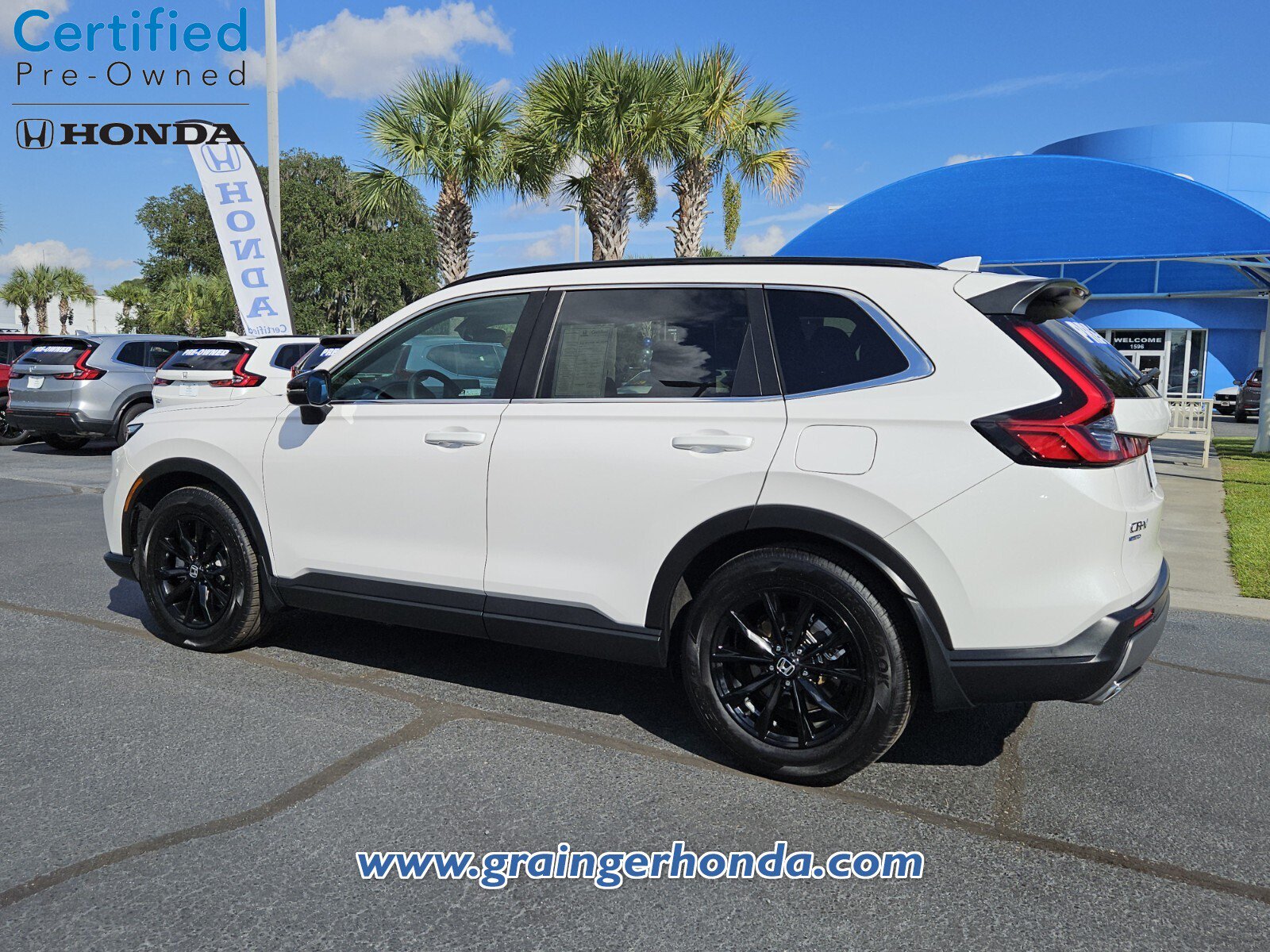 Certified 2025 Honda CR-V Sport image 3