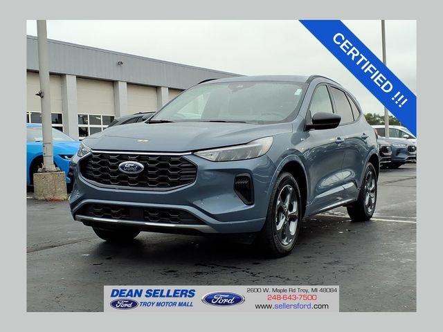 Certified 2024 Ford Escape ST-Line w/ Tech Pack #1 AWD/4WD image 1