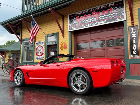 Used 2003 Chevrolet Corvette Convertible w/ Preferred Equipment Group1 RWD image 18