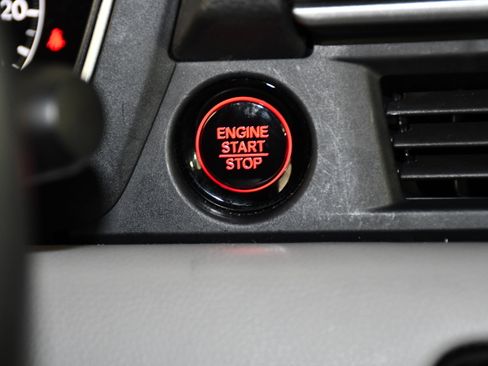 Certified 2025 Honda Pilot EX-L image 25