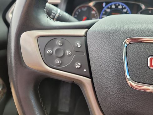 Used 2022 GMC Acadia Denali AWD/4WD image 33
