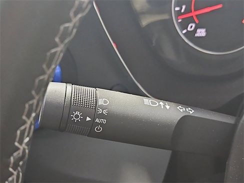 Used 2021 Chevrolet Camaro LT image 31