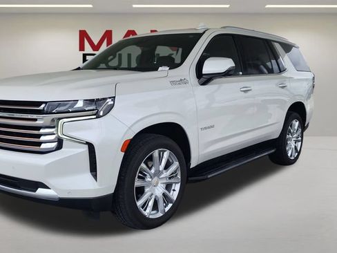 Used 2023 Chevrolet Tahoe High Country RWD image 1