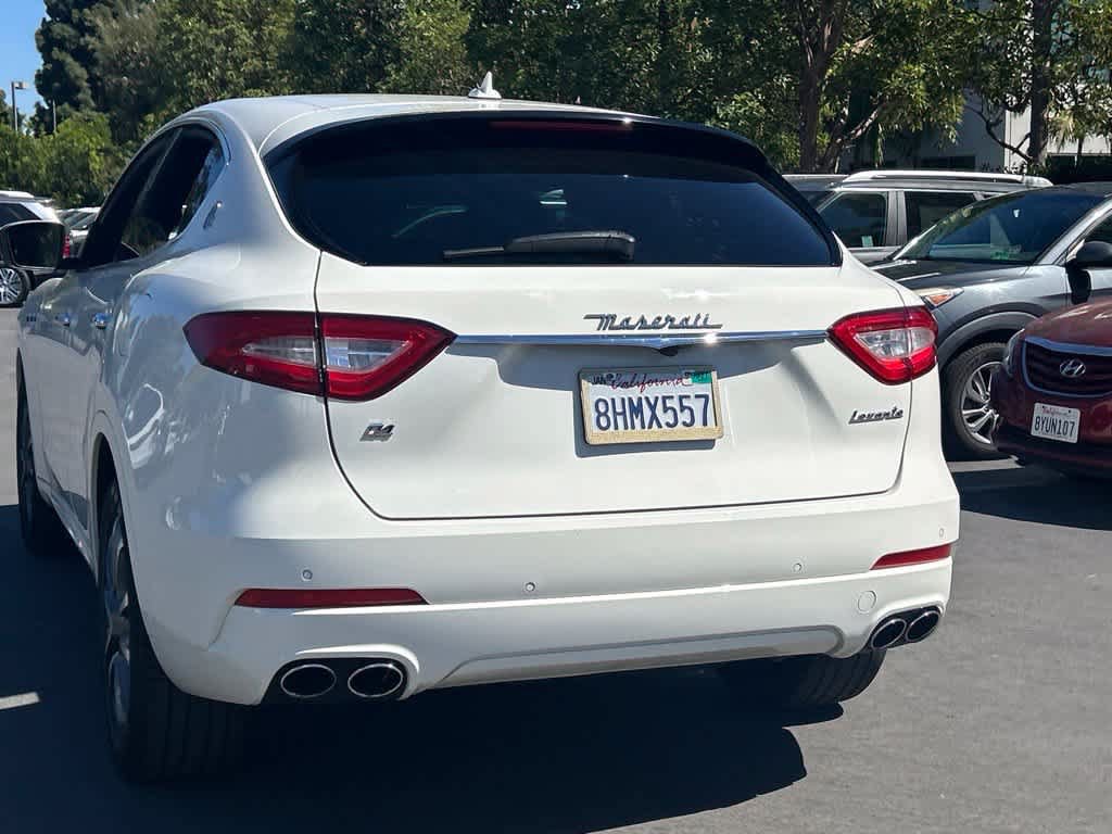 Used 2019 Maserati Levante AWD/4WD image 3