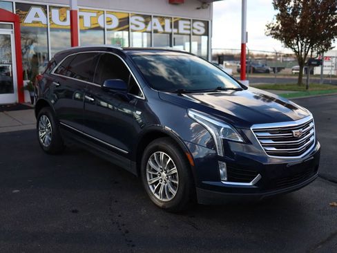 Used 2017 Cadillac XT5 Luxury w/ Driver Awareness Package AWD/4WD image 3